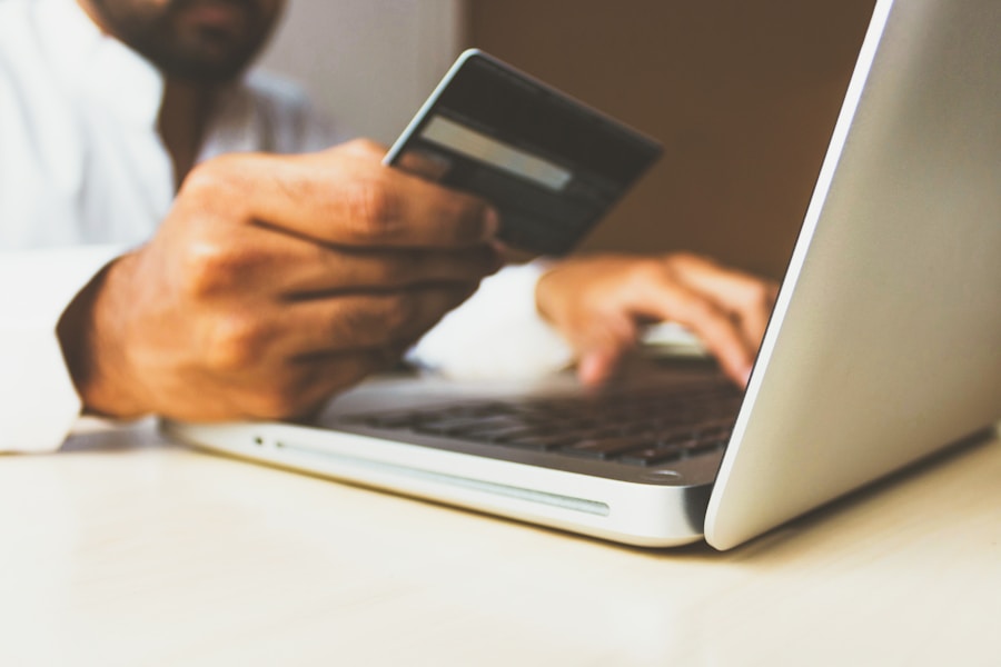 Google Shopping para fabricantes de muebles y decoración — venta directa online