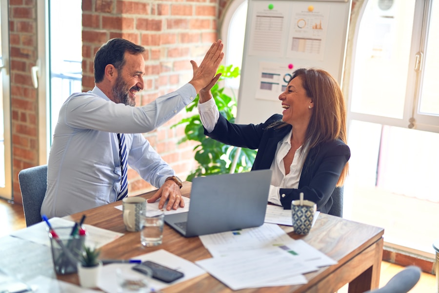 Marketing B2B para fabricantes de decoración dirigido a interioristas y arquitectos